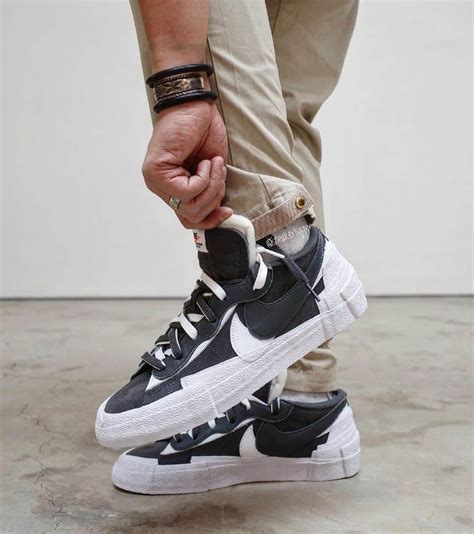 nike sacai blazer low grey